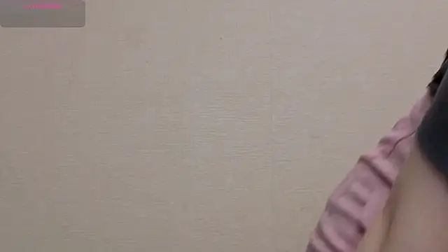  kikiclark   online show from 05/06/26, 08:13