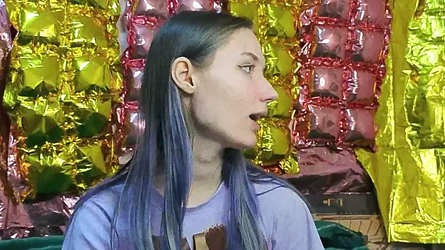  kikiclark   online show from 04/04/26, 07:20