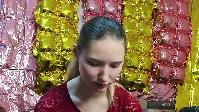  kikiclark   online show from 03/14/26, 08:48