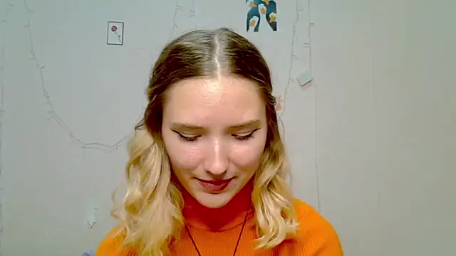  kikiclark   online show from 10/02/25, 08:56