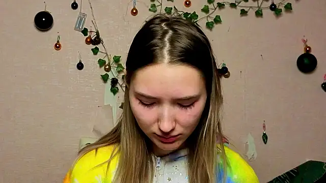  kikiclark   online show from 02/07/26, 06:16