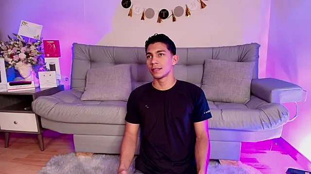 samucamx  online show from 02/26/26, 12:32