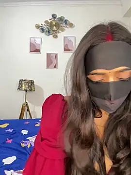 Snapshot of DesiSexyMonika chatting on 05/04/26, 10:40 DesiSexyMonika online show from 05/04/26, 10:40