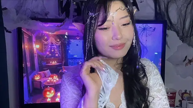 WonderMira online show from 10/27/25, 01:34