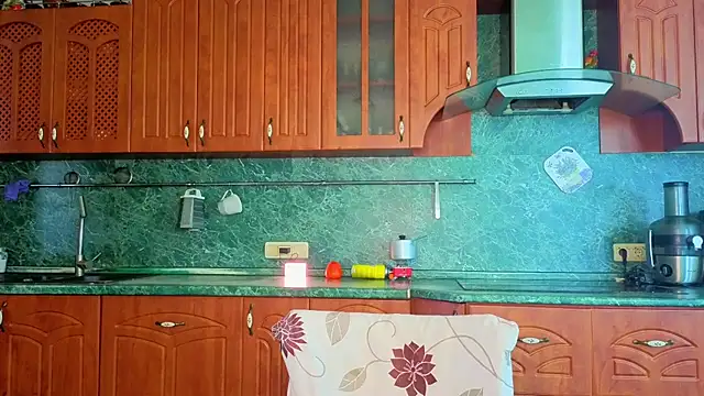 MysticVenus  online show from 03/19/26, 07:08