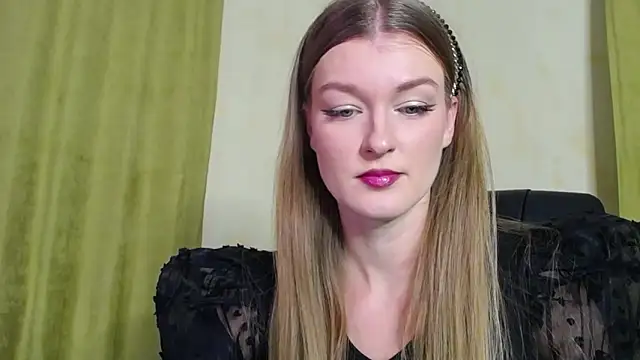 MysticVenus  online show from 12/19/25, 03:03