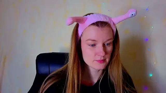 MysticVenus  online show from 04/07/26, 02:41