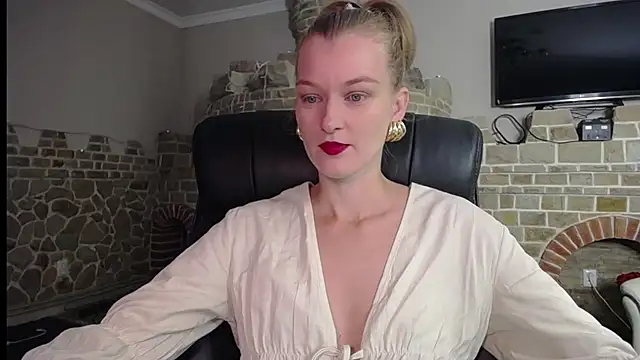 MysticVenus  online show from 09/24/25, 06:42