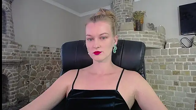 MysticVenus  online show from 09/22/25, 11:05