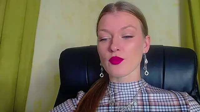 MysticVenus  online show from 12/05/25, 02:48