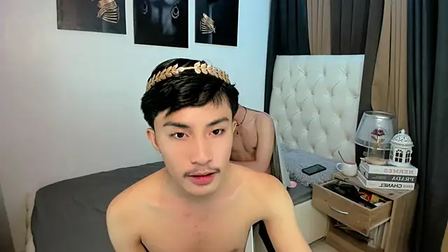 xxxhugecocktwinkxxx online show from 11/13/25, 05:28