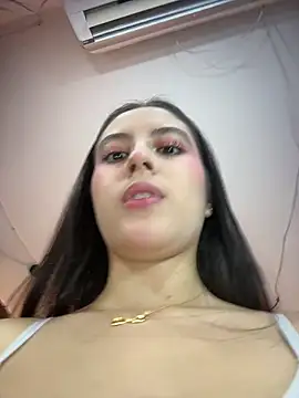 Juanita-Diaz online show from 05/21/26, 08:39