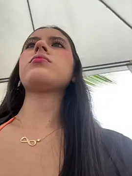 Juanita-Diaz online show from 04/12/26, 08:45