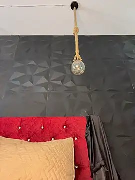 Juanita-Diaz online show from 12/02/25, 08:32