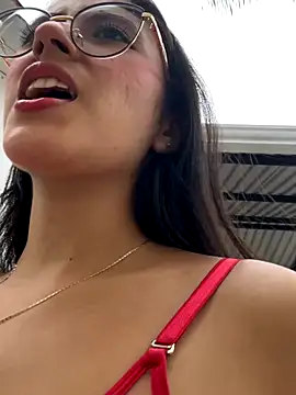 Juanita-Diaz online show from 10/09/25, 08:31