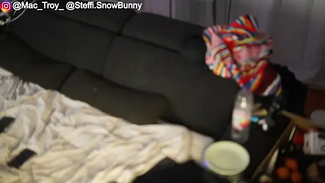 Steffi Snowbunny online show from 11/27/25, 06:52