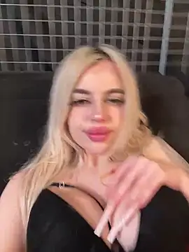 Steffi Snowbunny online show from 02/01/26, 10:08