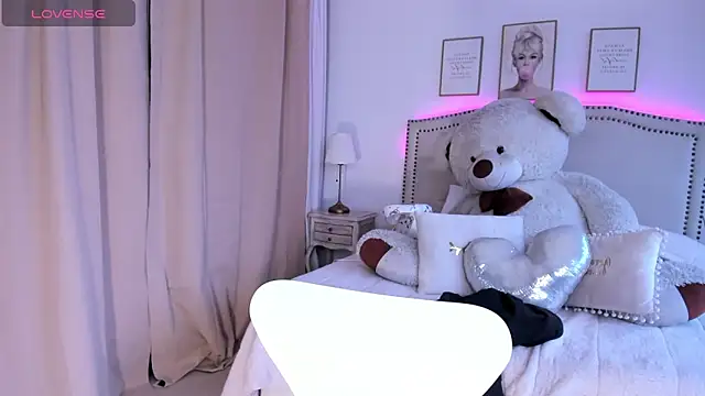 Mayajhons online show from 11/20/25, 12:17