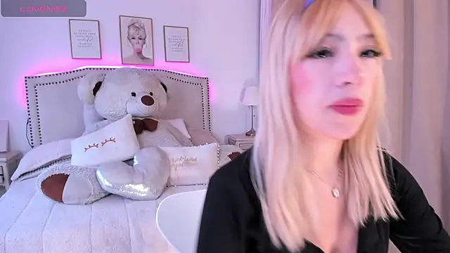 Mayajhons online show from 11/15/25, 12:09