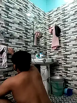 sexyboywhite online show from 09/17/25, 08:05