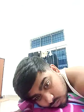 sexyboywhite online show from 10/16/25, 04:48