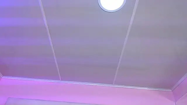 Miaa Smithh   online show from 10/27/25, 12:28