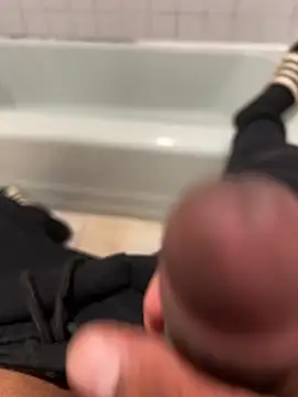 Jariushot3 online show from 04/10/26, 01:56