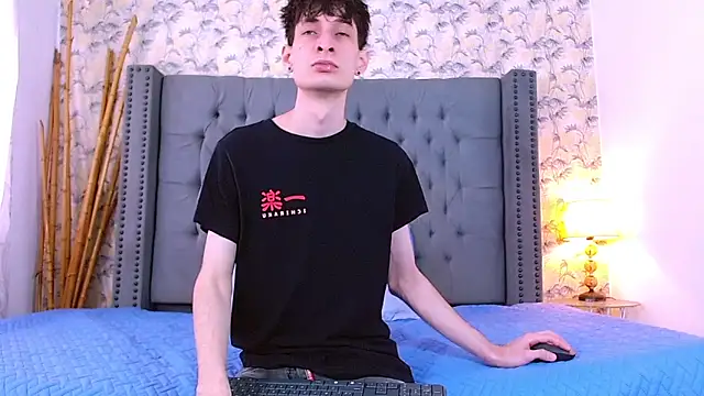 Luke Carter online show from 11/13/25, 01:04