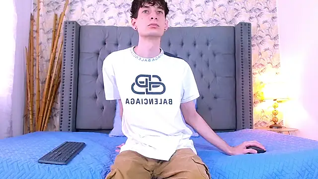 Luke Carter online show from 11/21/25, 01:10