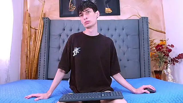 Luke Carter online show from 12/02/25, 01:13