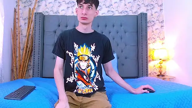 Luke Carter online show from 11/04/25, 01:04