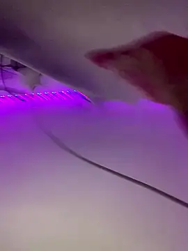 Snapshot of luluzinhax chatting on 01/08/26, 10:49 luluzinhax online show from 01/08/26, 10:49