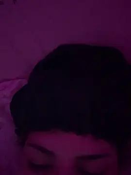 Snapshot of luluzinhax chatting on 02/07/26, 11:51 luluzinhax online show from 02/07/26, 11:51