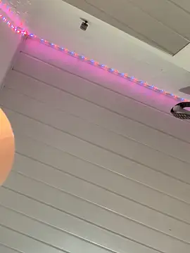 Snapshot of luluzinhax chatting on 01/08/26, 01:11 luluzinhax online show from 01/08/26, 01:11