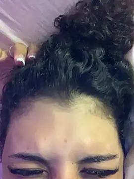 Snapshot of luluzinhax chatting on 03/09/26, 06:39 luluzinhax online show from 03/09/26, 06:39