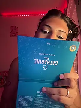 Snapshot of luluzinhax chatting on 04/08/26, 03:41 luluzinhax online show from 04/08/26, 03:41