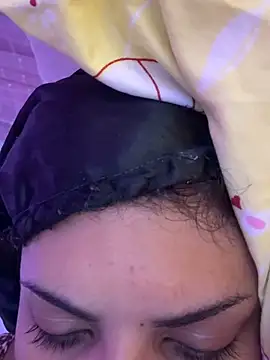 Snapshot of luluzinhax chatting on 04/02/26, 02:52 luluzinhax online show from 04/02/26, 02:52