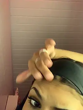 luluzinhax online show from 09/29/25, 03:02