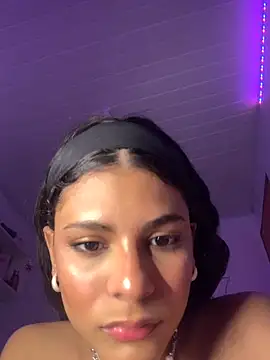 luluzinhax online show from 11/11/25, 04:29