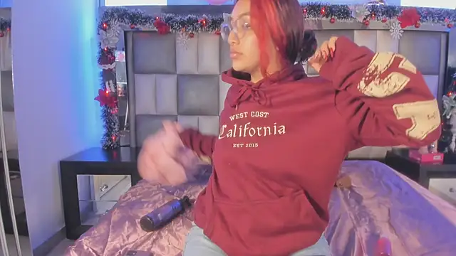 Valkiria js online show from 12/04/25, 12:48