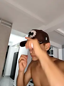 Snapshot of Zeusmagnos chatting on 09/29/25, 10:26 Zeusmagnos online show from 09/29/25, 10:26