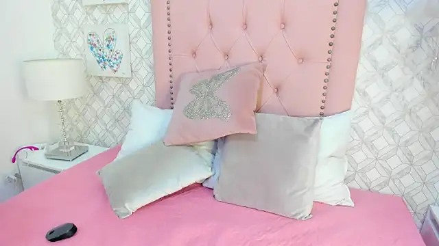 NebulaSin online show from 11/08/25, 07:50