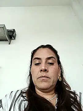 denissebombon online show from 02/10/26, 09:36