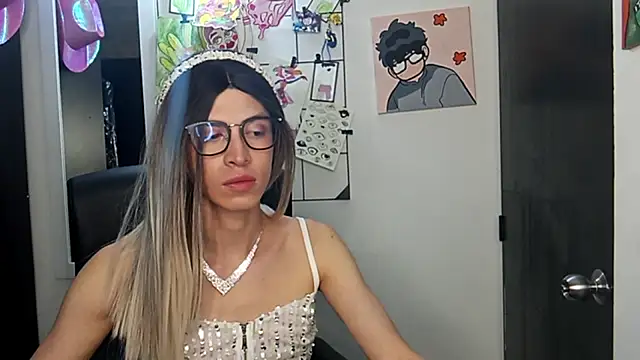 Snapshot of Andy_Roses chatting on 11/13/25, 10:35 Andy Roses online show from 11/13/25, 10:35