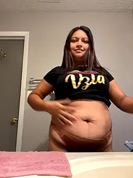 Snapshot of pocahonta69mermaid chatting on 10/09/25, 03:23 pocahonta69mermaid online show from 10/09/25, 03:23