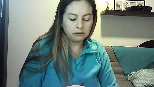Valery  Rouse  online show from 07/10/26, 12:38