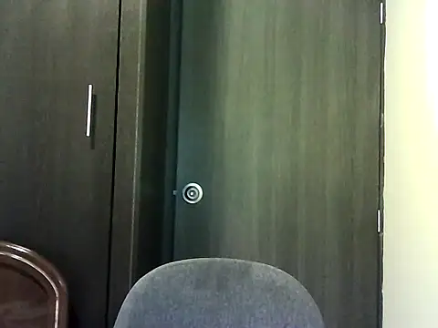 Valery  Rouse  online show from 10/31/25, 12:51