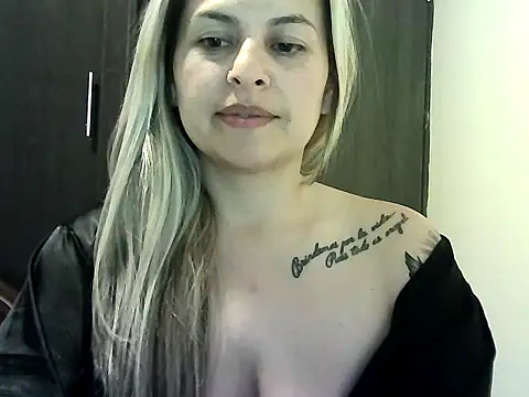 Valery  Rouse  online show from 11/10/25, 03:11