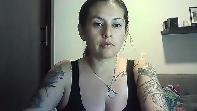 Valery  Rouse  online show from 04/14/26, 10:04