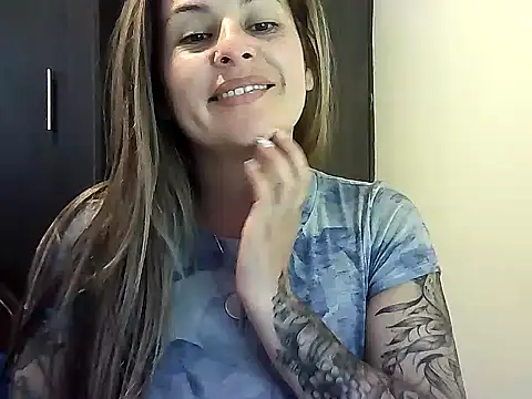 Valery  Rouse  online show from 01/18/26, 06:33